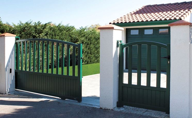 Decorativo moderno cancello da giardino scorrevole esterno in alluminio  fuso - Cina Cancello, cancello da giardino